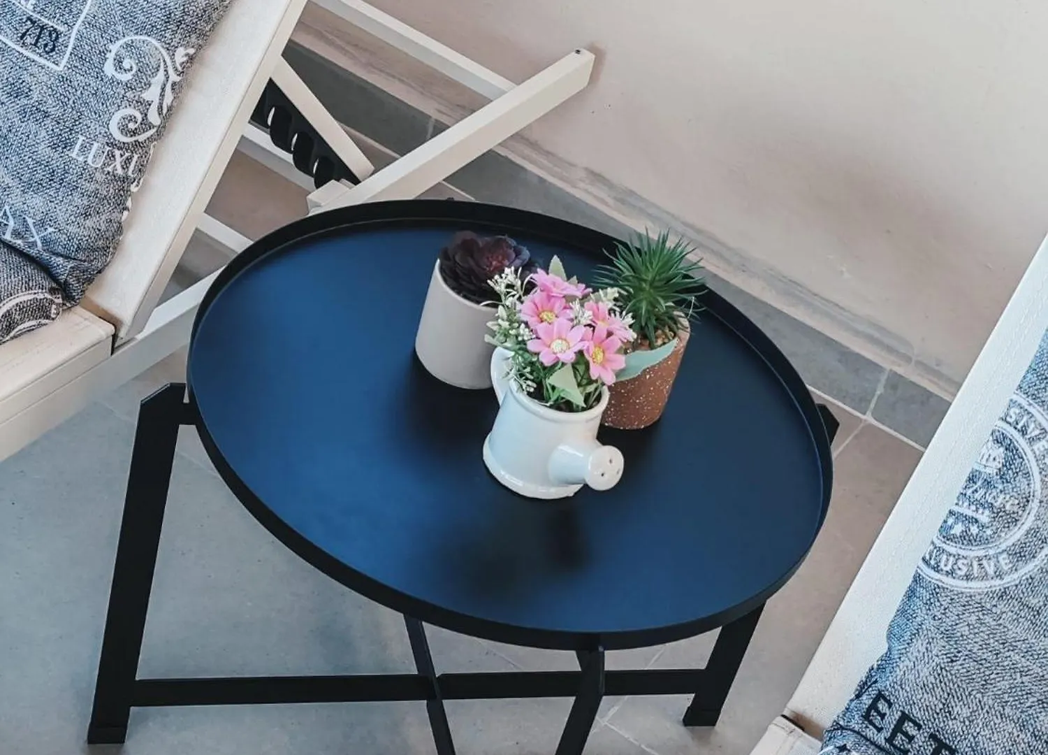 Azure Apartment Kali
